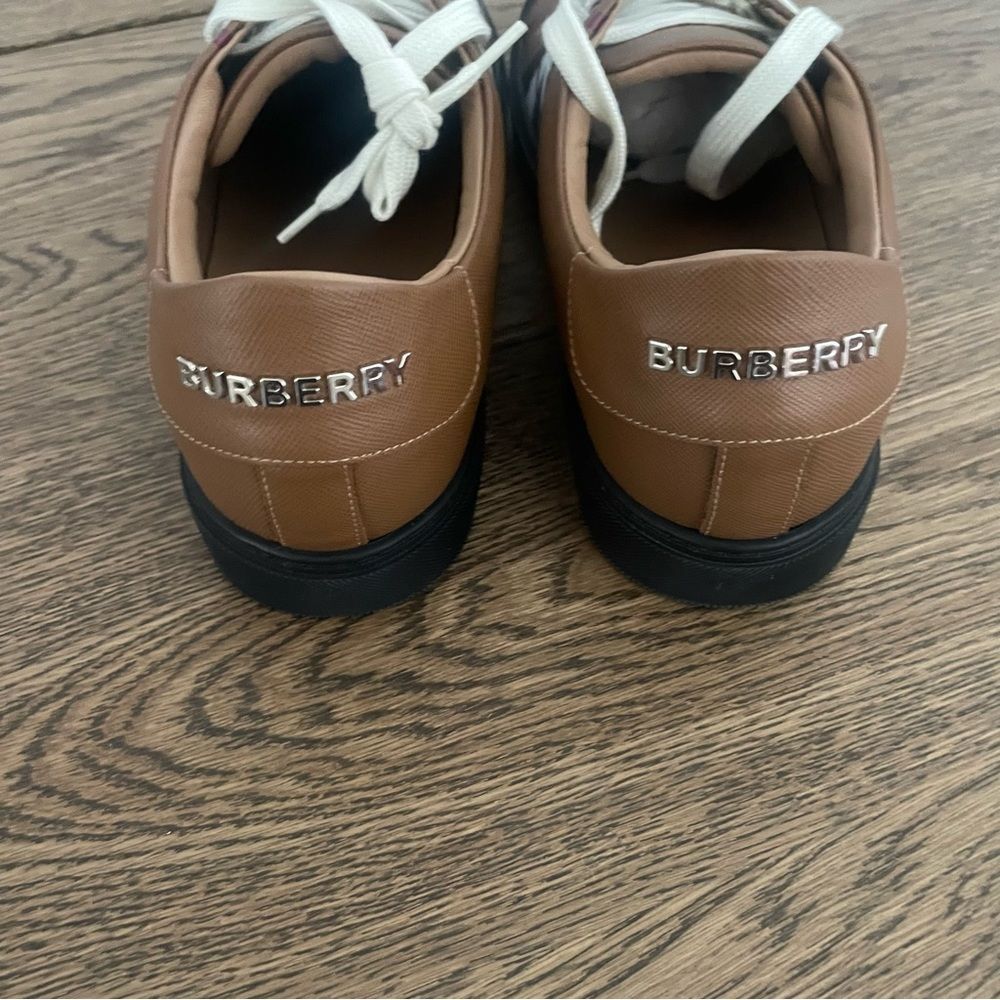 NEW BURBERRY sneakers 🌟size 39/9US - Picture 9 of 13
